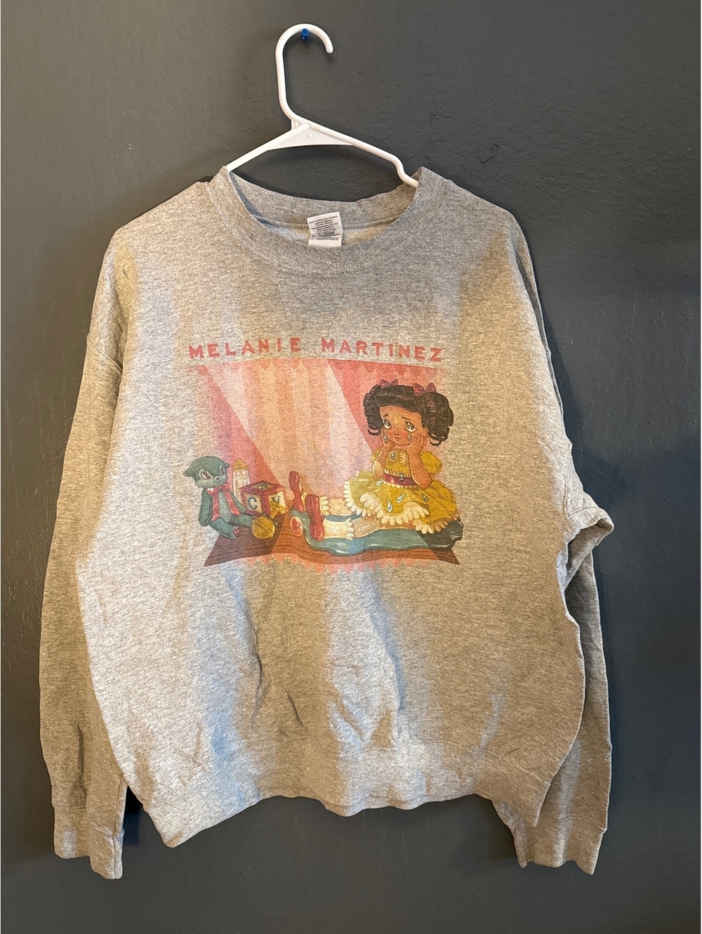 Gildan Melanie Martinez Cry Baby Graphic Sweatshirt Size Large